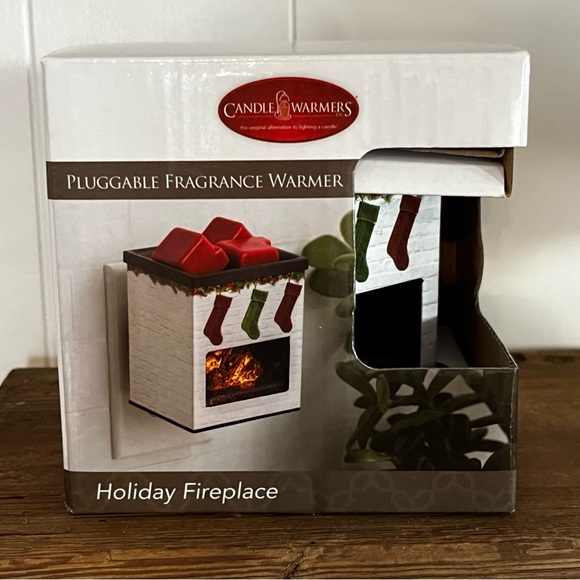 NIB Holiday Fireplace Pluggable Fragrance Warmer - Picture 4 of 8